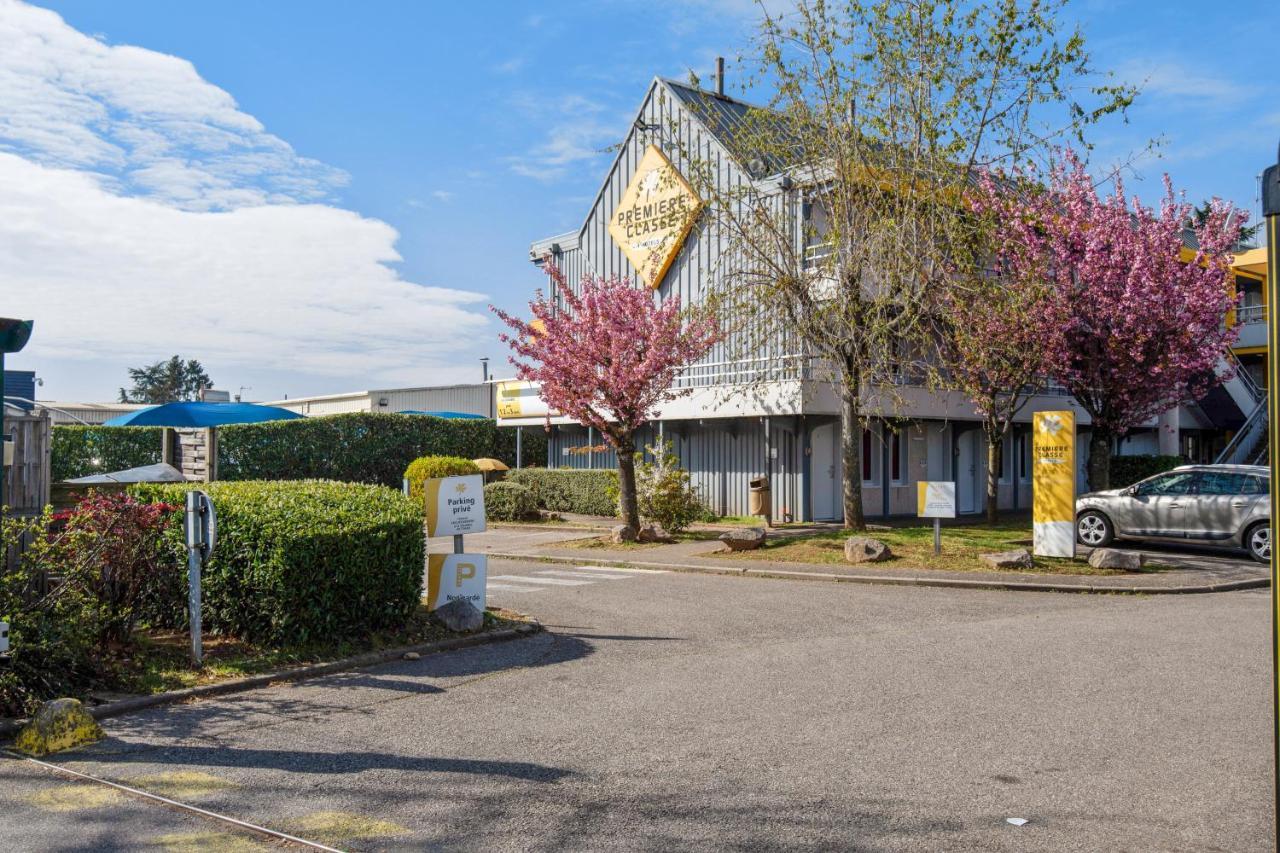 Premiere Classe Lyon Est - Bron Eurexpo Décines-Charpieu Exteriér fotografie