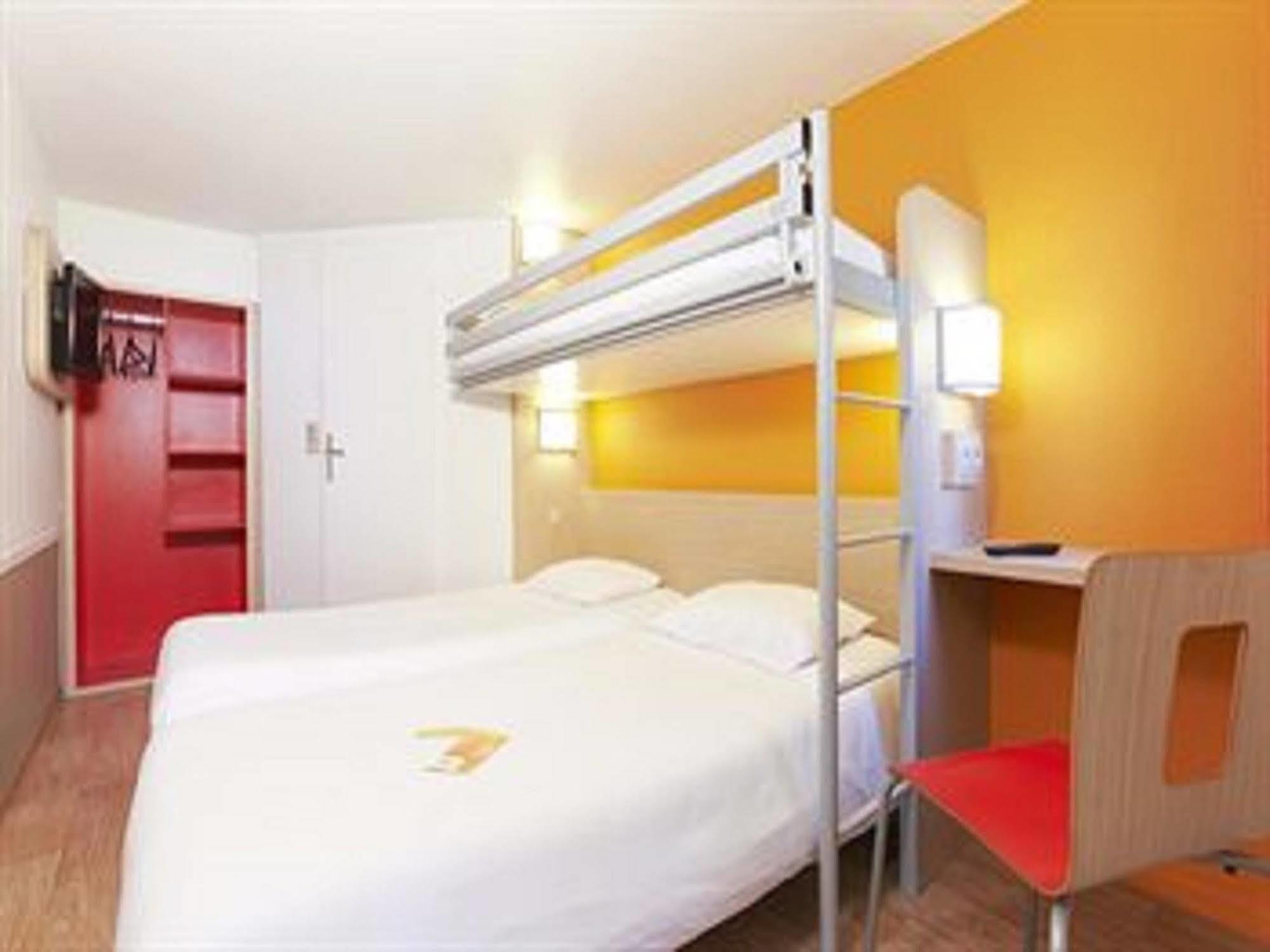 Premiere Classe Lyon Est - Bron Eurexpo Décines-Charpieu Exteriér fotografie